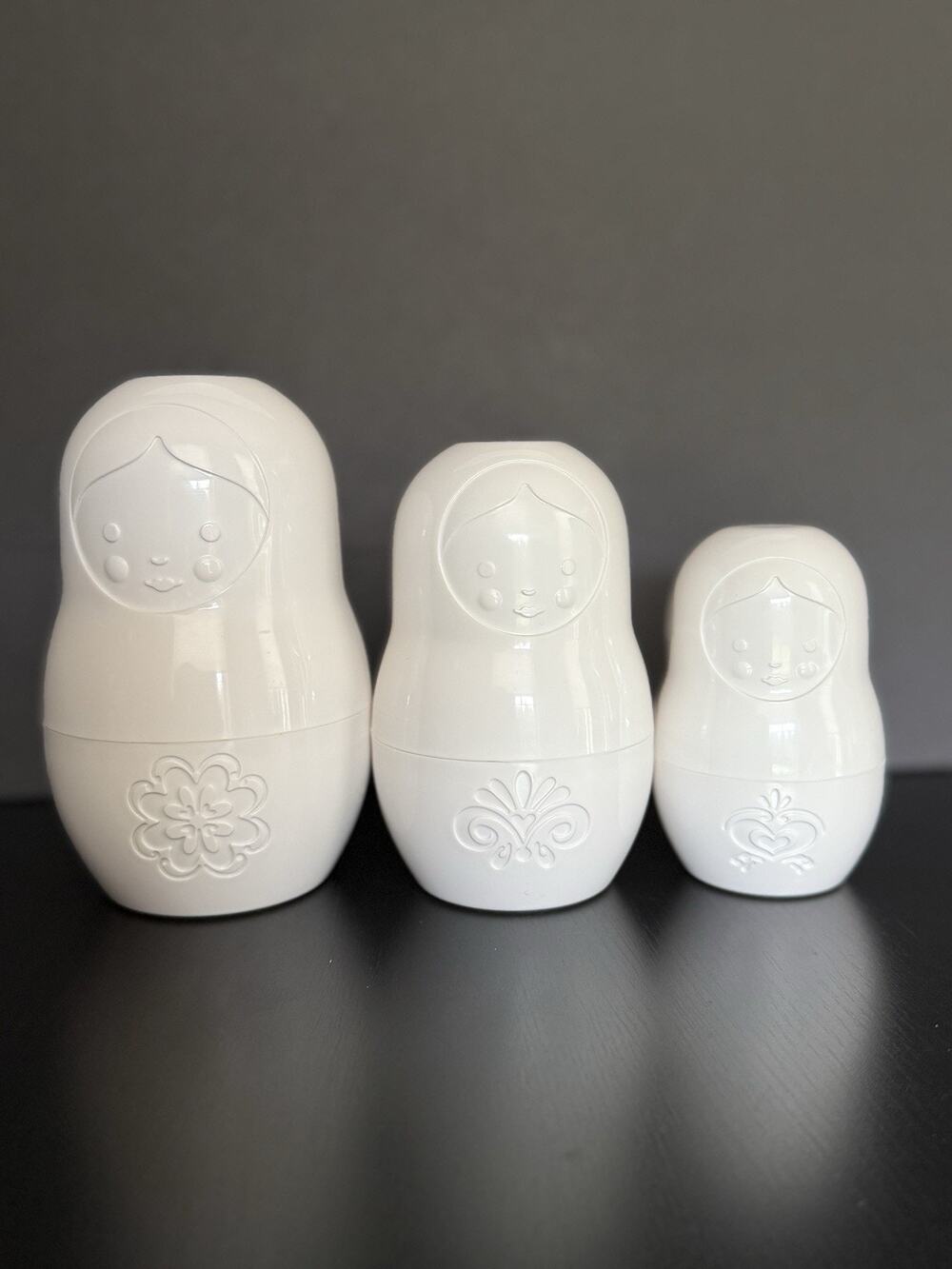 Fred M-CUPS White Matryoshka Measuring Cups Russian Nesting Dolls